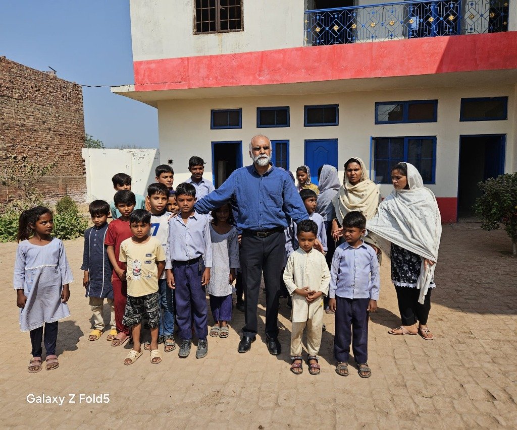 Supported kiln community mothers and children